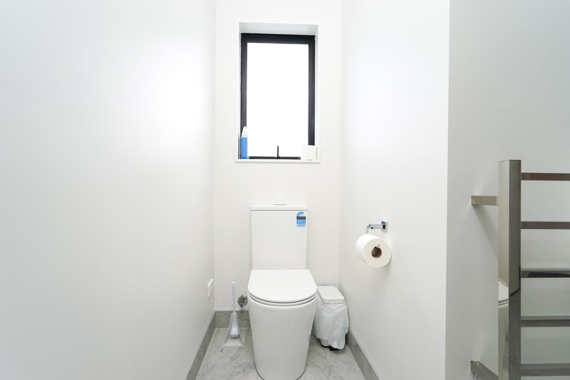 Charming 4Bds House With 3 Bathrooms Brand New Hamilton Luaran gambar