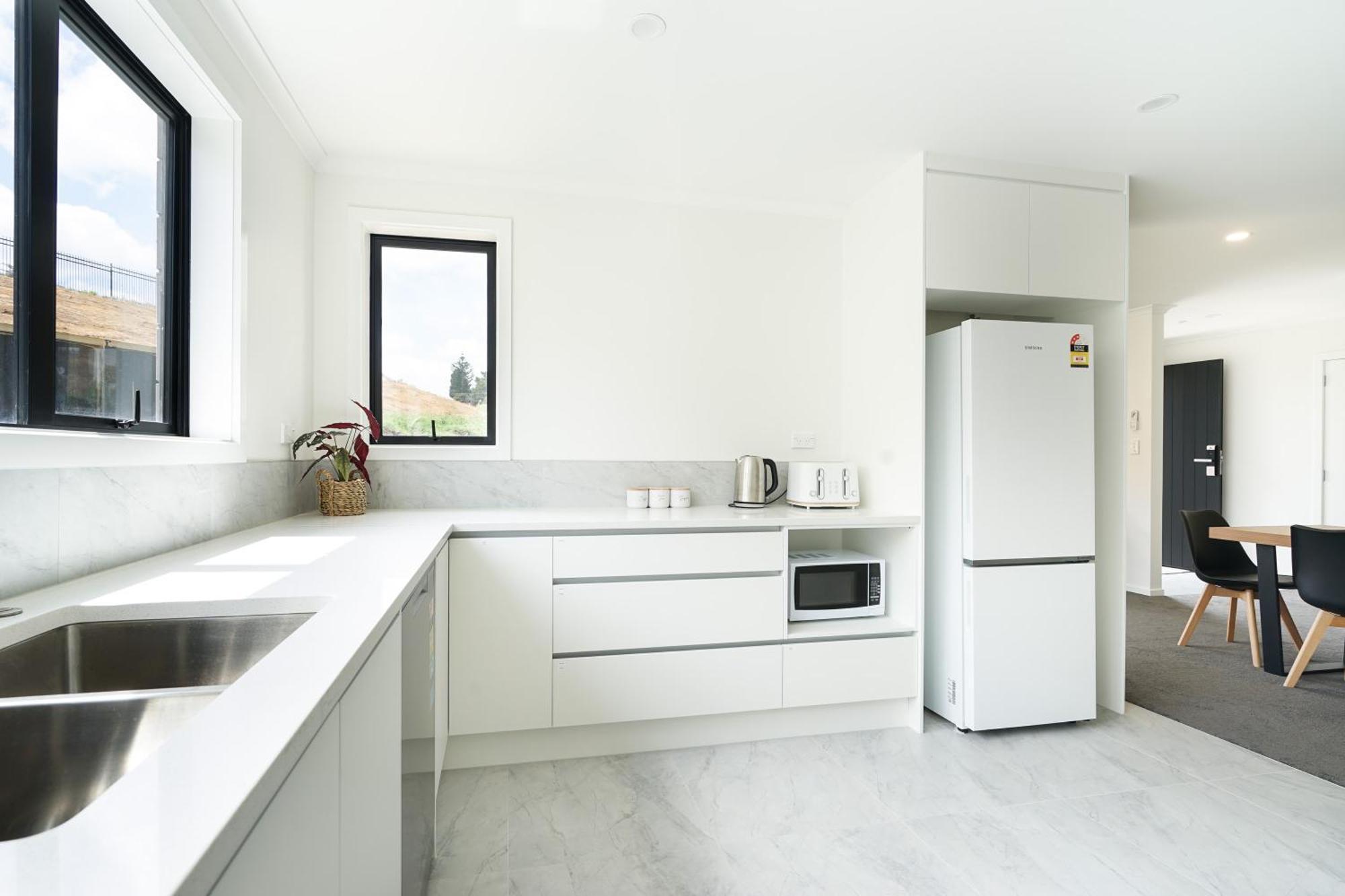 Charming 4Bds House With 3 Bathrooms Brand New Hamilton Luaran gambar